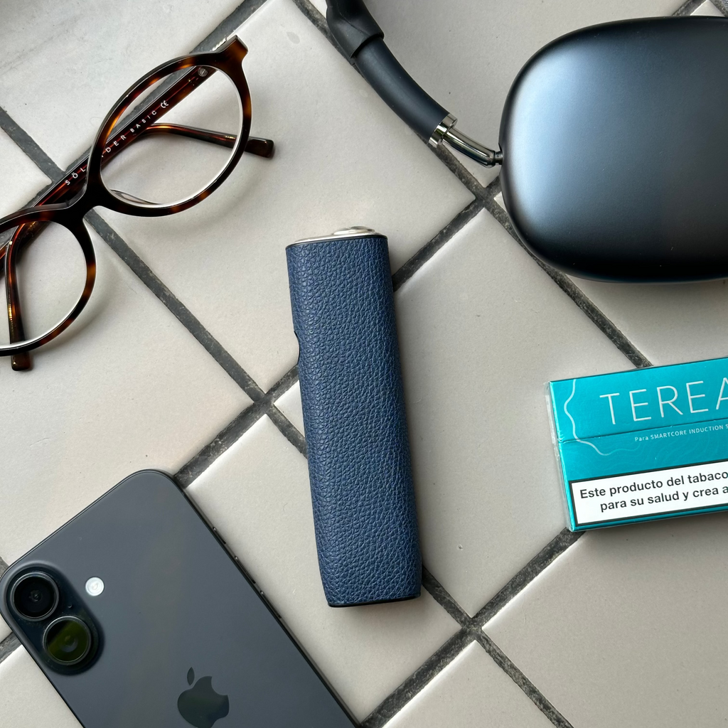 BLUE CASE ILUMA ONE